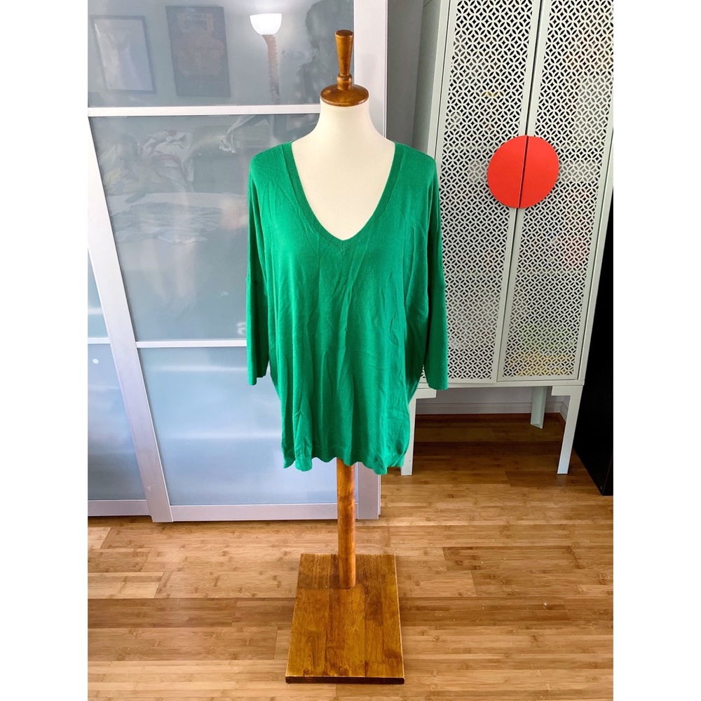 Anthropologie MOTH Green VNeck Merino Wool Sweater